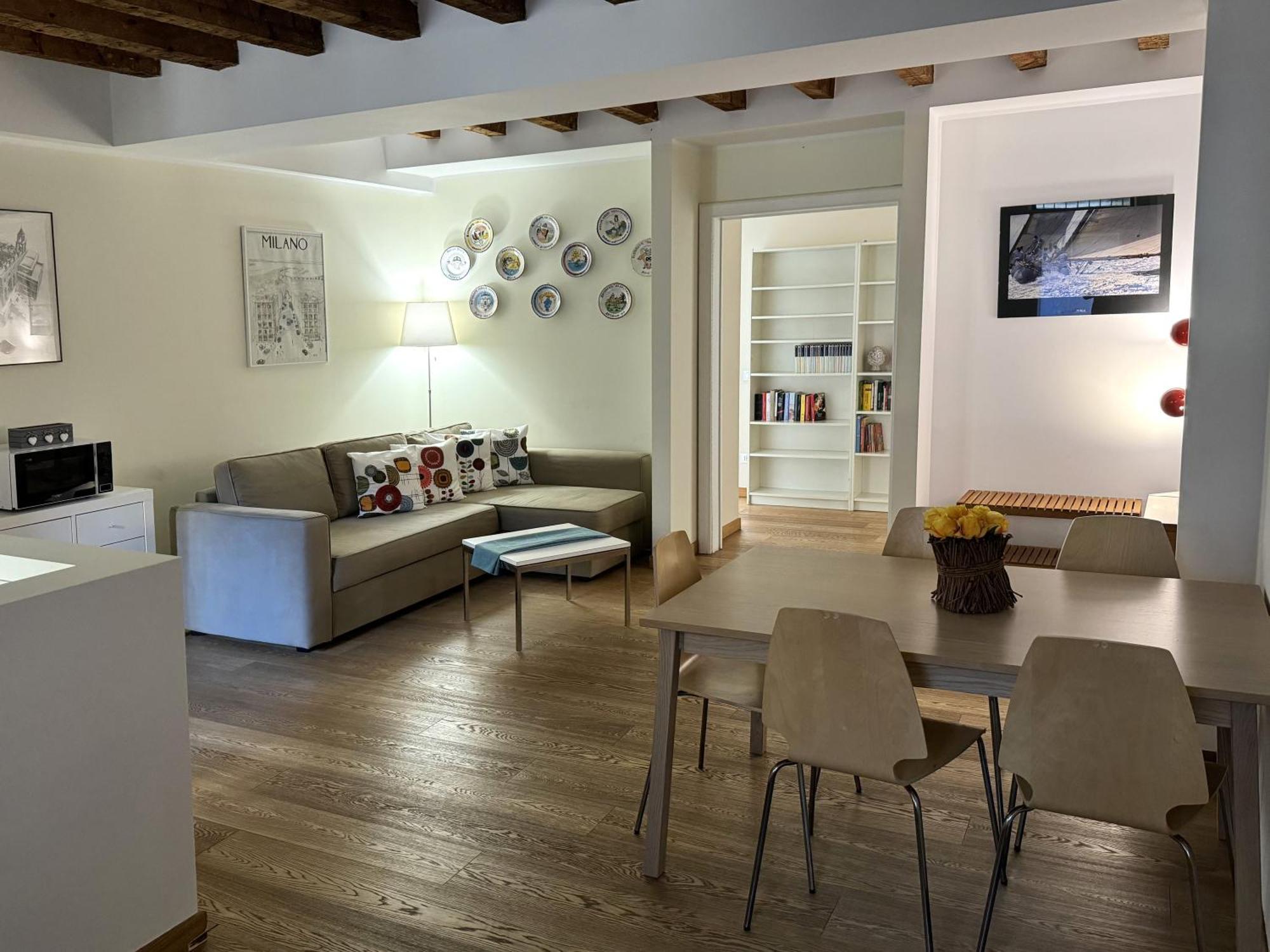 Joivy Cosy Ticinese Retreat 1-Bed Flat Near The Duomo Apartment Milan Exterior photo